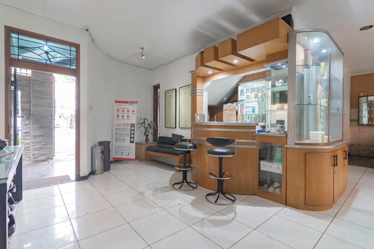 Imelda Residence Setrasari Redpartner Bandung Exterior photo