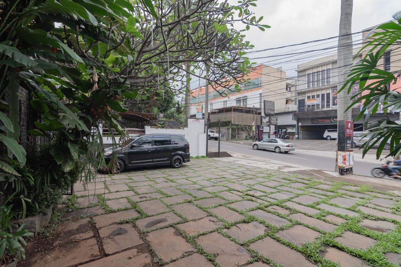 Imelda Residence Setrasari Redpartner Bandung Exterior photo