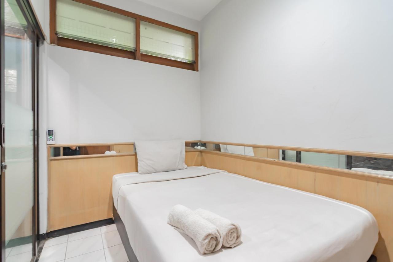Imelda Residence Setrasari Redpartner Bandung Exterior photo